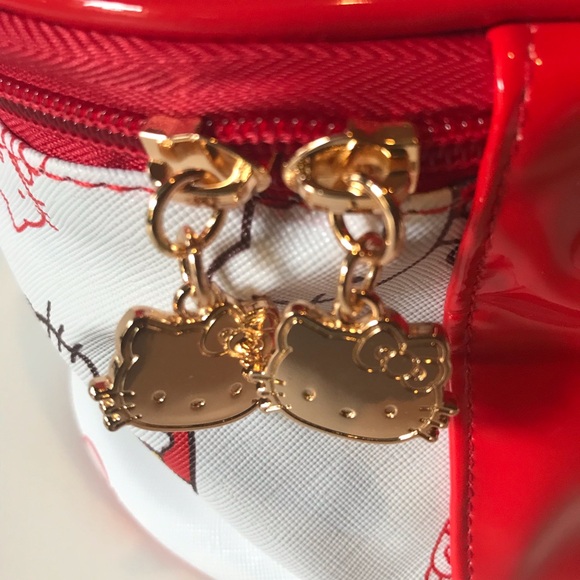 Hello Kitty Bags - Picture 10 of 10